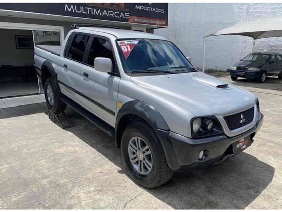 MITSUBISHI L200 OUTDOOR 2.5 HPE 4X4 CD 8V TURBO INTERCOOLER DIESEL 4P AUTOMÁTICO